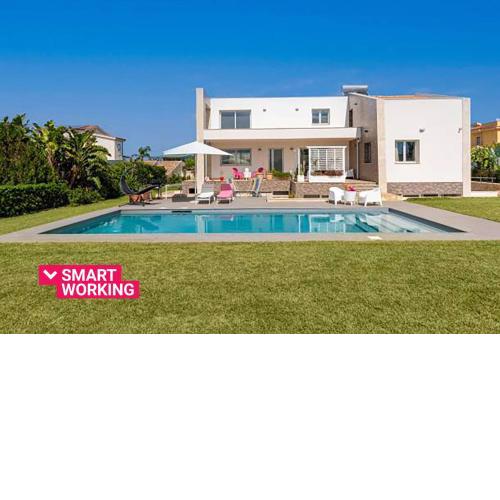Villa Ellenica con piscina