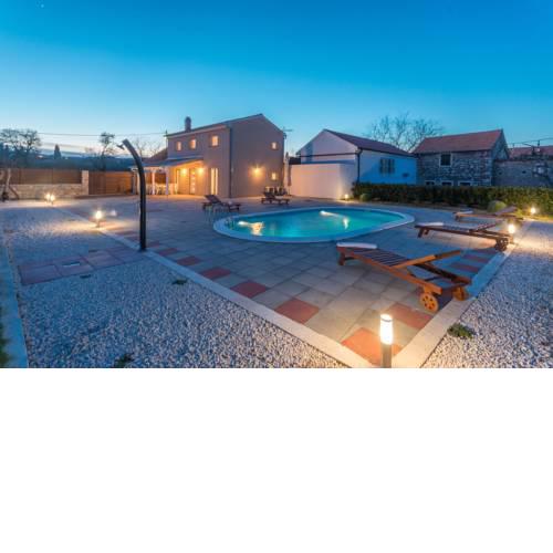 Villa Elm