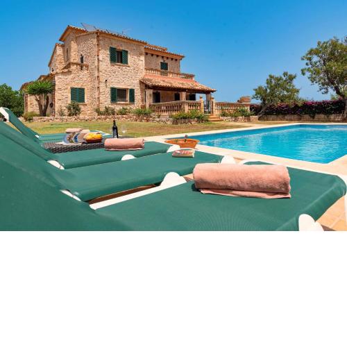 villa els amatllers