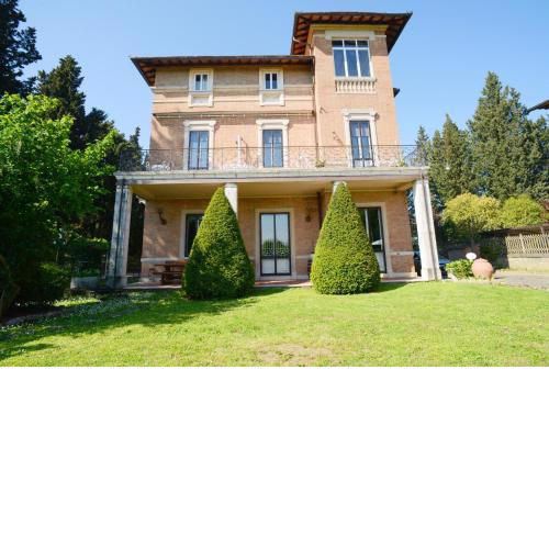 Villa Elvira