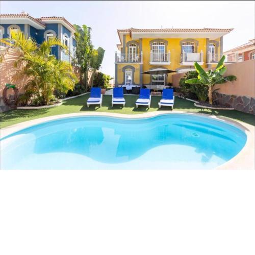 VILLA ENCANTO, Heated and Salt water Pool, Fast Fiber!!!