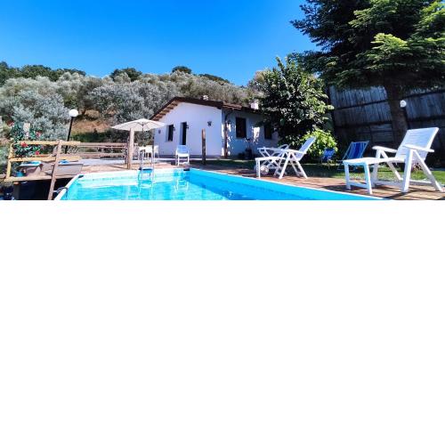 Villa esclusiva con piscina