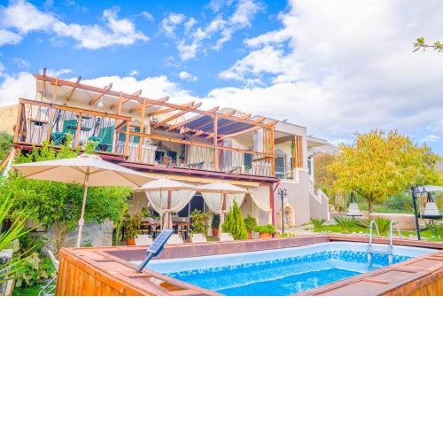 Villa Fisi and Wellness