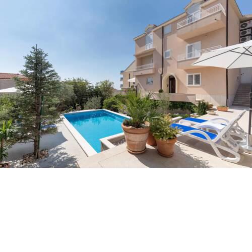 Villa Flores Dalmatiae