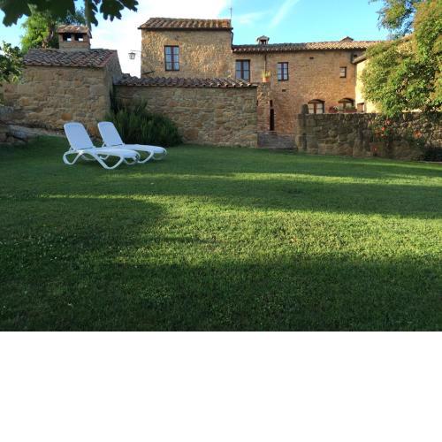 Villa Fonte all'Oppio con area piscina recintata