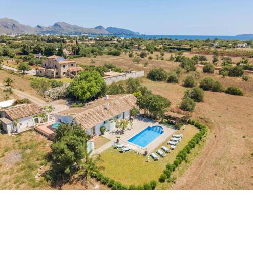 VILLA FULLY RENOVATED 5 MIN FROM THE BEACH