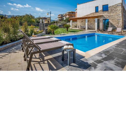 VILLA GALLUS 6, Emma Villas