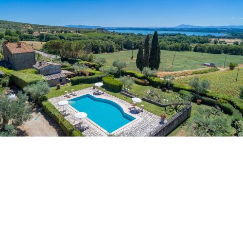 Villa Giulia 10, Emma Villas
