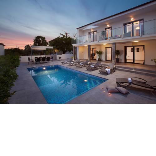 Villa Grey Soul