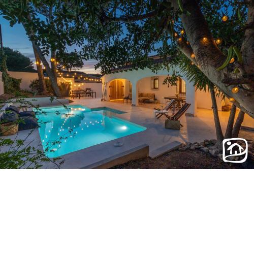 Villa Hacienda by Abahana Villas