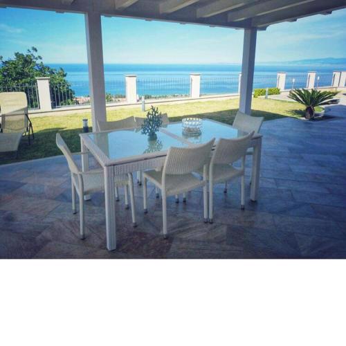 Villa Happy Holidays