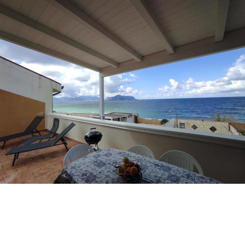 VILLA HEMINGWAY - LA CASA DI ALESSIA - TERRAZZO SUL MARE