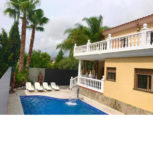 Villa Holiday