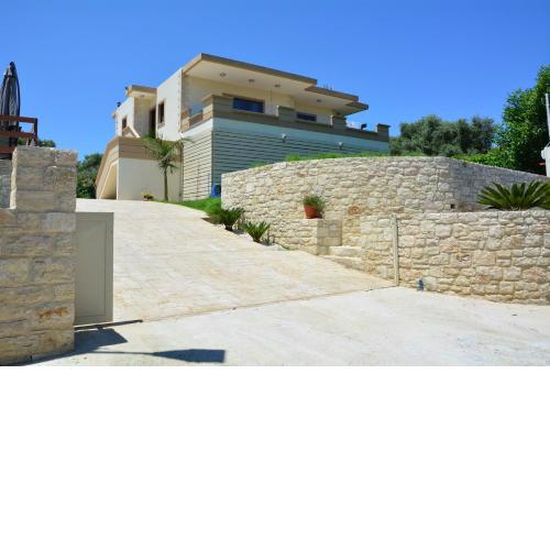 Villa Ikaros