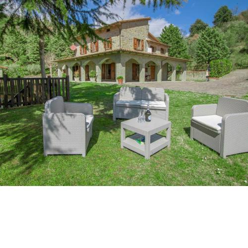 Villa Il Riccio by Interhome