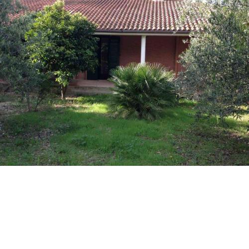 Villa in campagna affacciata sul vigneto