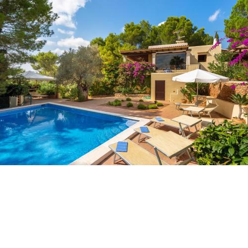 Villa in San Rafael Sleeps 12