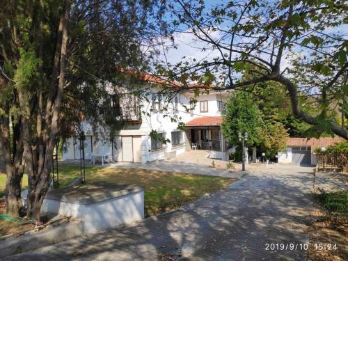Villa in Trilofos-close to the beach