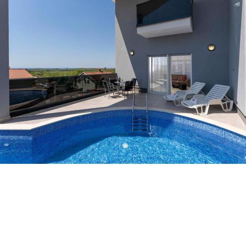 Villa IN