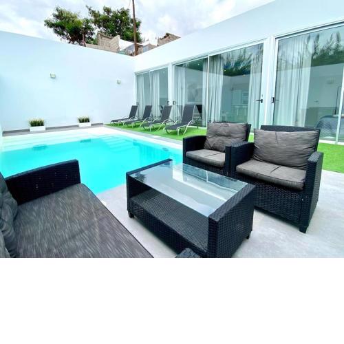 Villa India