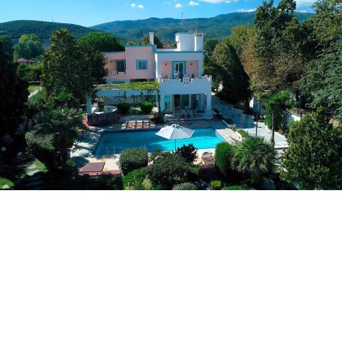 Villa IO