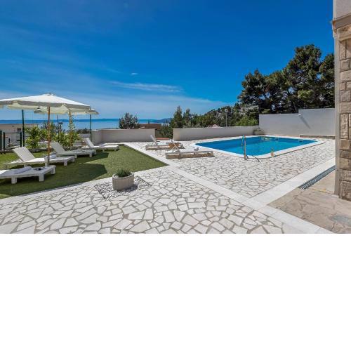 Villa Ivo - with pool
