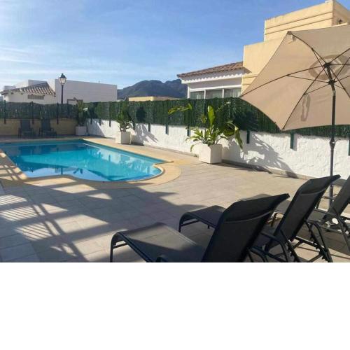 Villa Jolene Villa de 3 dormitorios y piscina