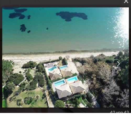 Villa Kalamos, beachfront