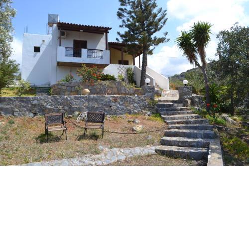 Villa Karmilos - A family Villa near the cretan sea and the mountains