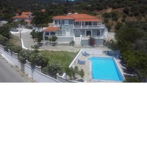 Villa Karras