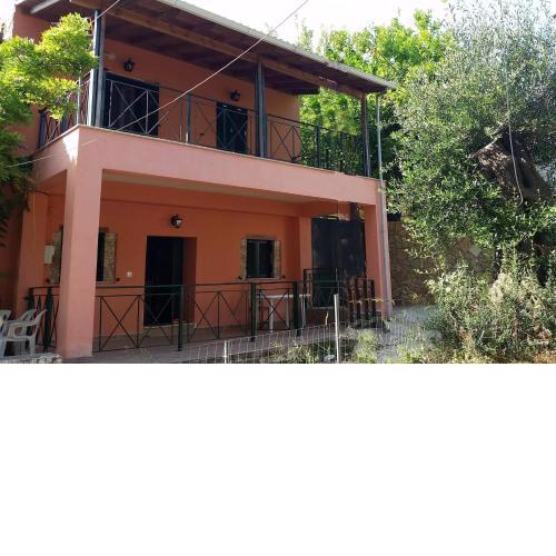 Villa Korakades
