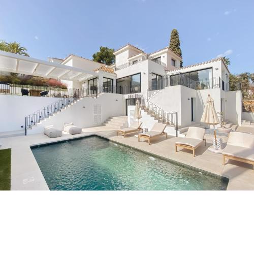 Villa Kumaro 4 bedroom spa outdoor pool parking