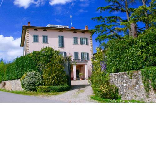 Villa La Grotta