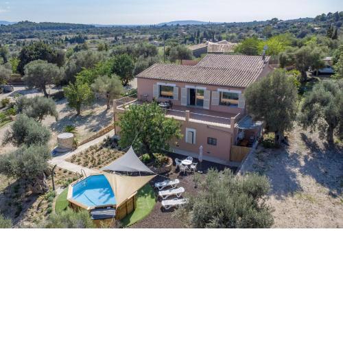 Villa La LLar Clara