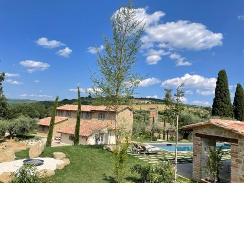 Villa la Madonna with pool and poolhouse