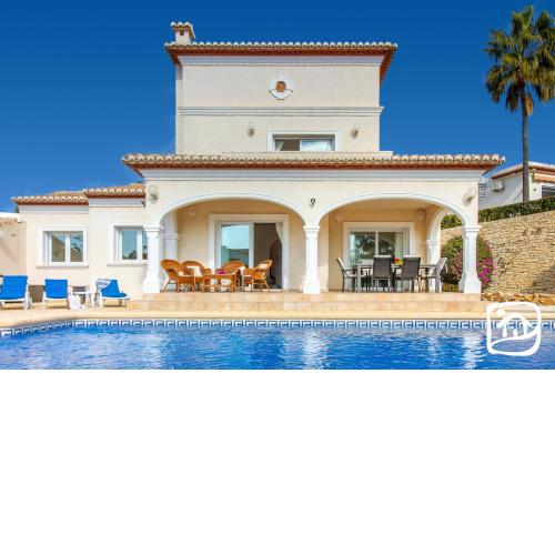 Villa La Paloma Blanca by Abahana Villas