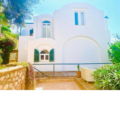 Villa La Zagara by CapriRooms