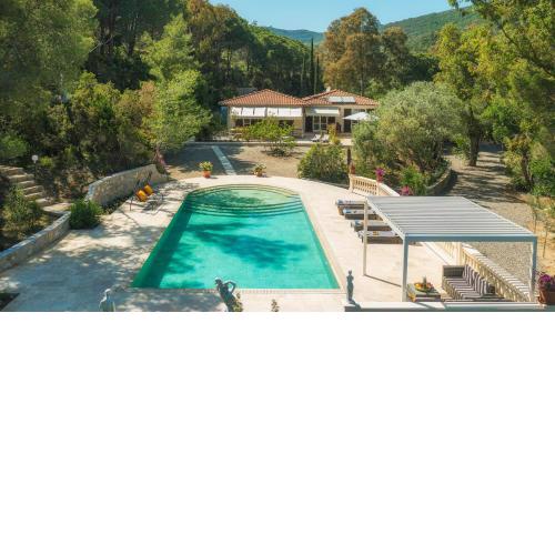 VILLA LACONELLA 8&4, Emma Villas