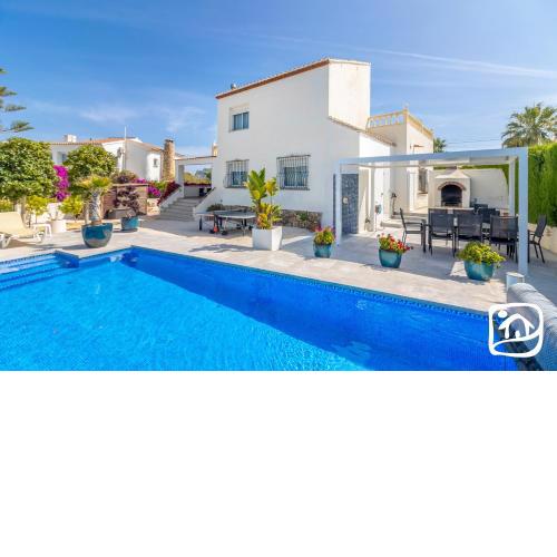 Villa Ladera by Abahana Villas