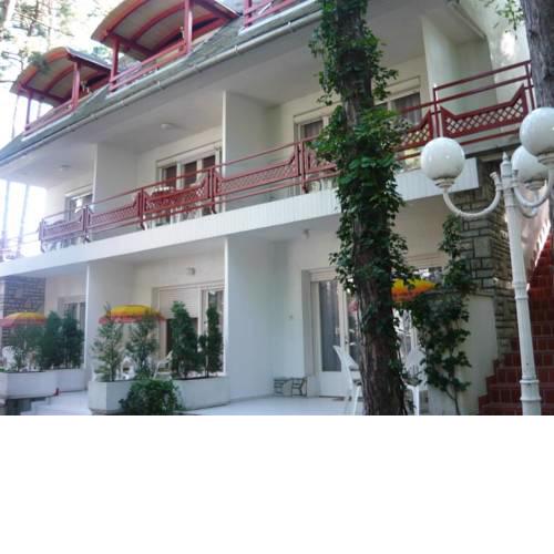 Villa Lakos Apartmanház