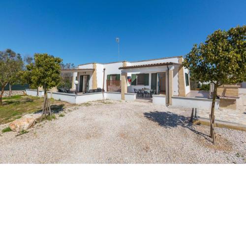Villa Le Murge by BarbarHouse