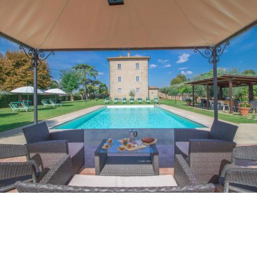 Villa Le Rondini by Interhome