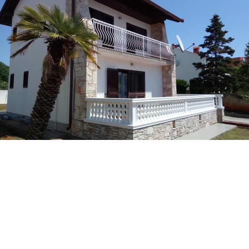 Villa Leona