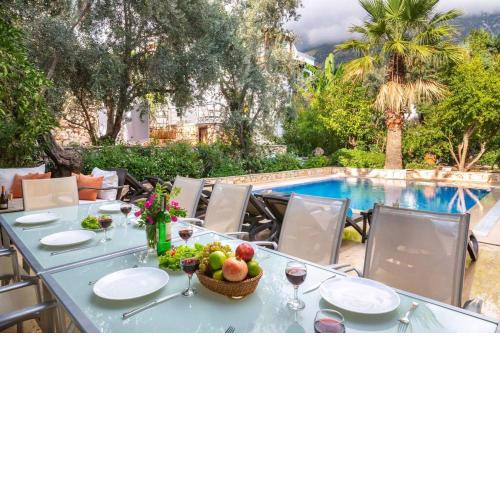 Villa Likya- 5 Bedroom Villa with Private Pool and Gardens