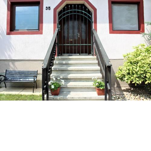 Villa Lili