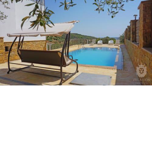 Villa Lion
