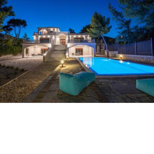 villa lion