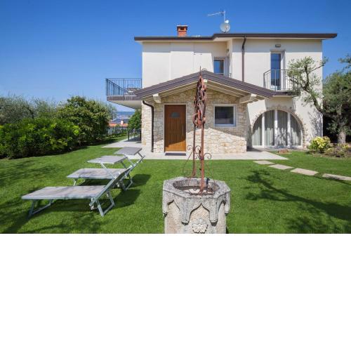 Villa Lisi With Pool