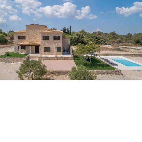 Villa LLoret Family