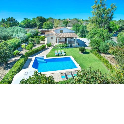 Villa Llosia